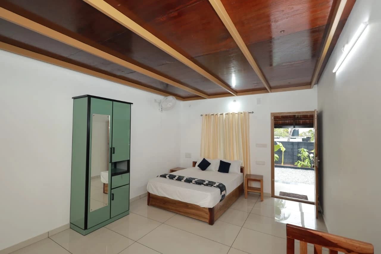 Deluxe Room at Sarovaram Residency